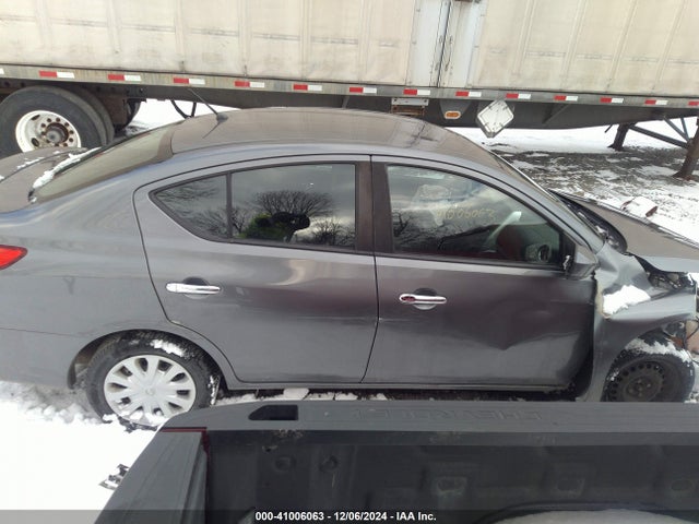 Nissan Versa 1.6 Sv 2018 3N1CN7AP2JL832532 Image 13