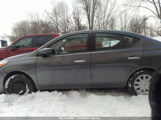 Nissan Versa 1.6 Sv 2018 3N1CN7AP2JL832532 Image 14