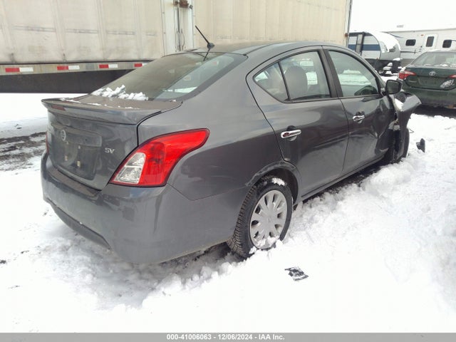 Nissan Versa 1.6 Sv 2018 3N1CN7AP2JL832532 Image 4