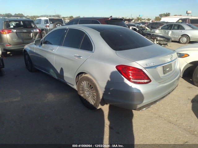55SWF4KBXFU027617 Mercedes-Benz C 300 4matic/luxury 4matic/sport 4matic