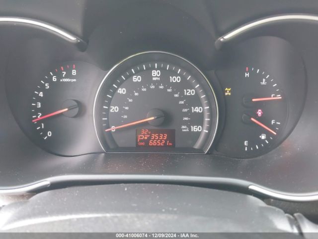 5XYKTCA6XEG483924 KIA SORENTO LX