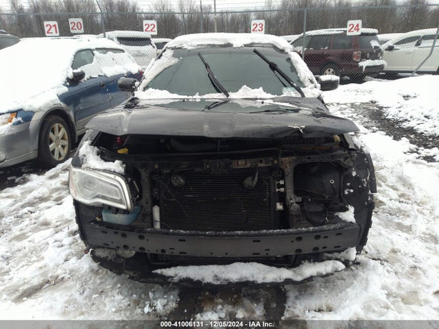 Chrysler 300 2014 2C3CCARG3EH381781 Image 13