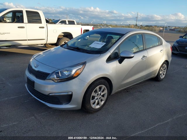 KIA RIO LX 2016 KNADM4A36G6688256 Image 2
