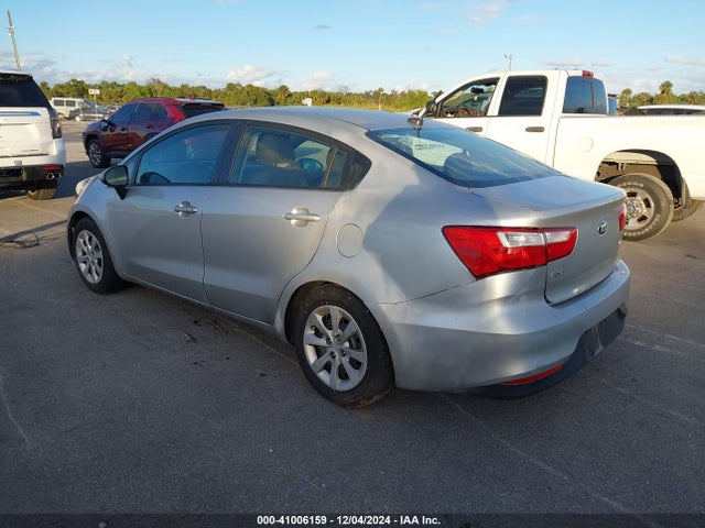 KIA RIO LX 2016 KNADM4A36G6688256 Image 3