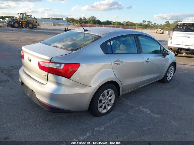 KIA RIO LX 2016 KNADM4A36G6688256 Image 4