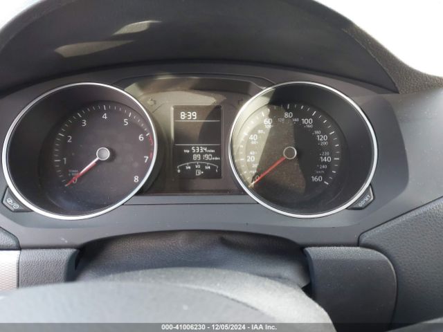 3VWDB7AJ9JM204819 Volkswagen Jetta