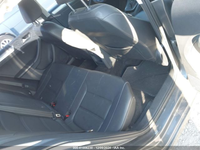 3VWDB7AJ9JM204819 Volkswagen Jetta