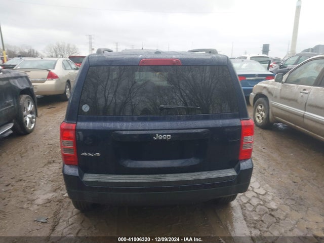 1C4NJRBB4HD138814 Jeep Patriot Sport 4x4