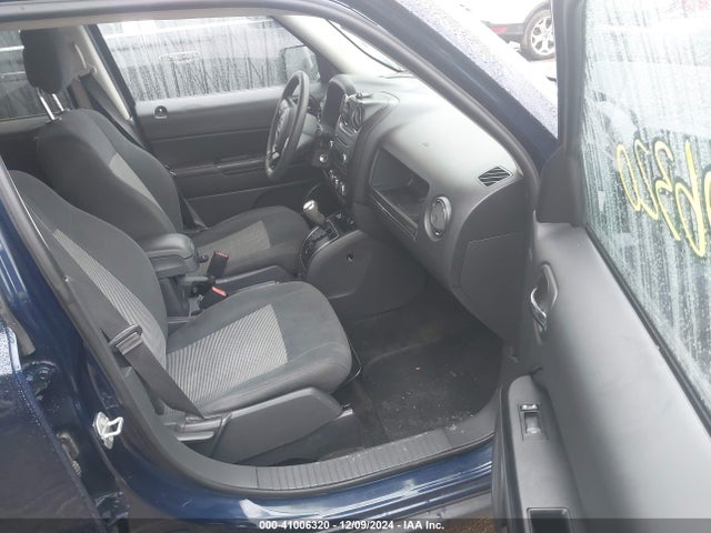 1C4NJRBB4HD138814 Jeep Patriot Sport 4x4