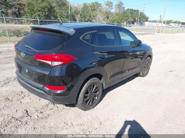 Hyundai TUCSON SE 2018 KM8J23A40JU695586 Image 4