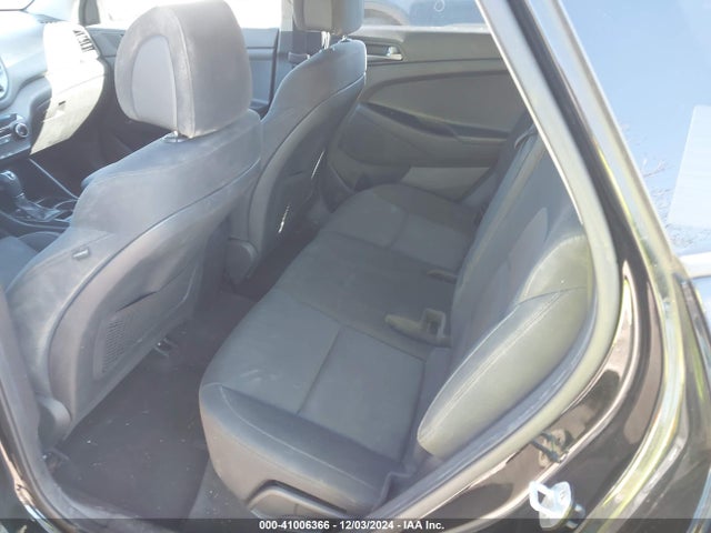 Hyundai TUCSON SE 2018 KM8J23A40JU695586 Image 8