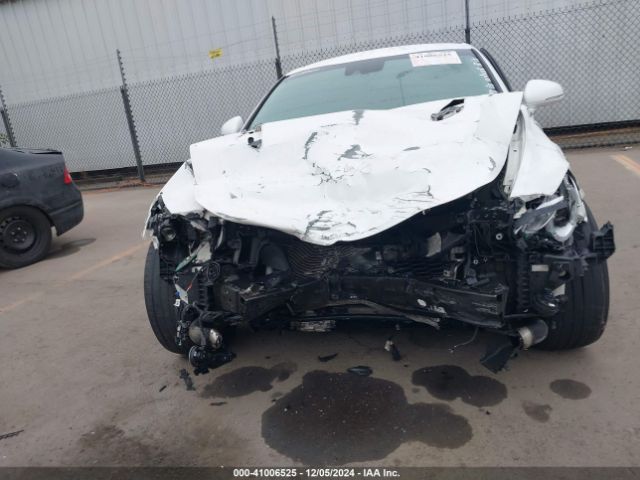 KNAE15LA7J6041242 KIA Stinger