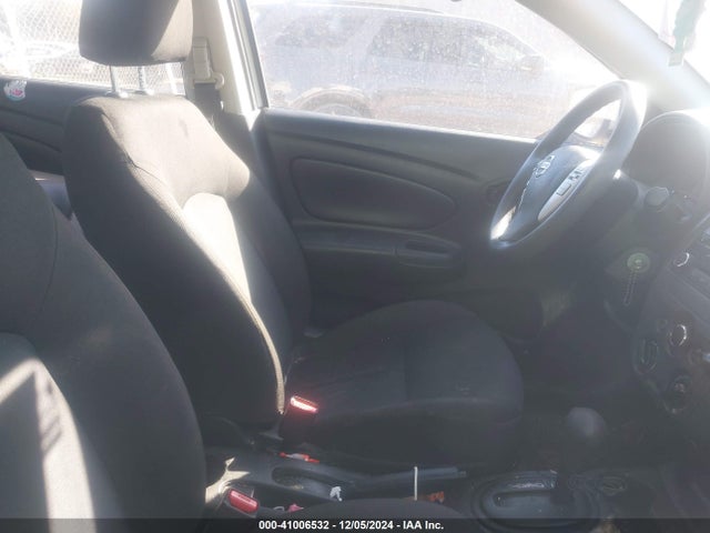 Nissan Versa 1.6 S+ 2018 3N1CN7AP3JL867161 Image 5