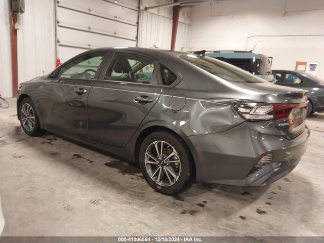 KIA Forte Lxs 2022 3KPF24AD9NE455926 Image 3