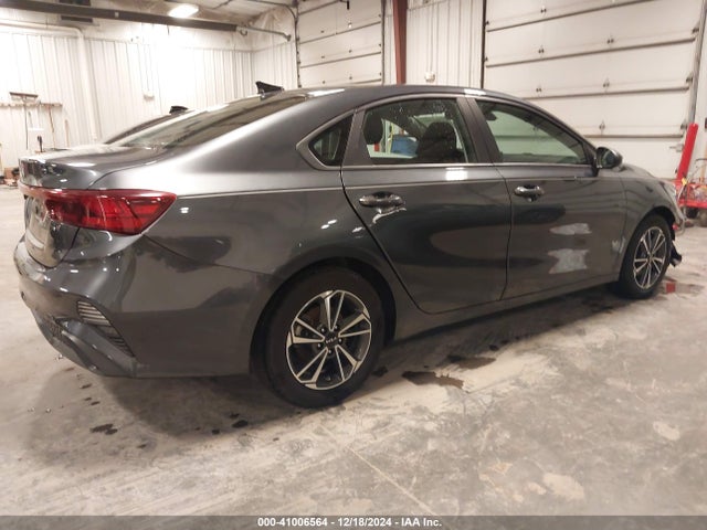 KIA Forte Lxs 2022 3KPF24AD9NE455926 Image 4