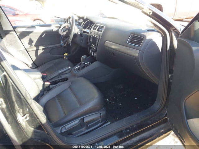 3VWLA7AJ7FM329288 Volkswagen Jetta 2.0l Tdi Se