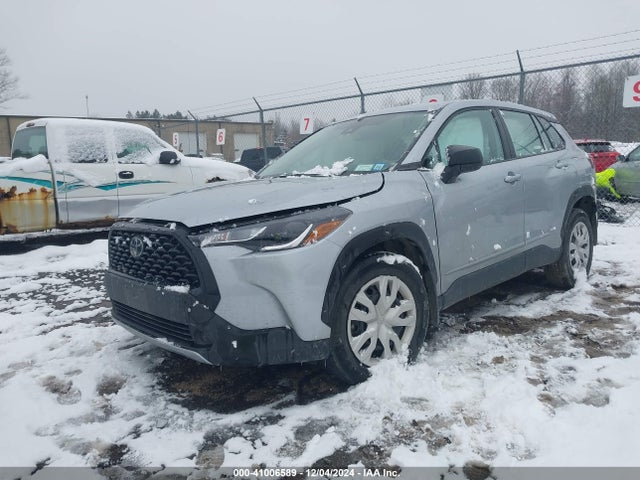 Toyota Corolla Cross L 2022 7MUAAABG6NV027618 Image 2