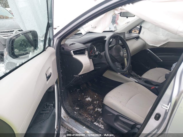 Toyota Corolla Cross L 2022 7MUAAABG6NV027618 Image 5