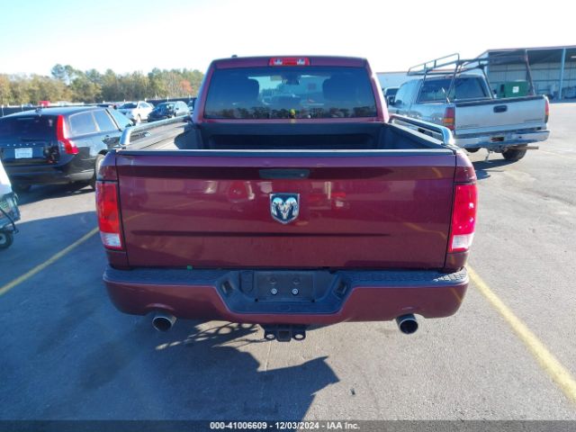 1C6RR6FT0HS833483 RAM 1500 Express  4x2 6'4 Box