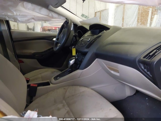 Ford FOCUS SE 2016 1FADP3F25GL323675 Image 5