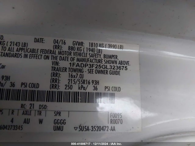 Ford FOCUS SE 2016 1FADP3F25GL323675 Image 9