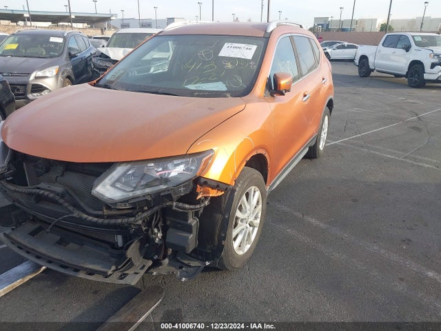 Nissan ROGUE SV 2017 JN8AT2MT3HW134199 Image 2
