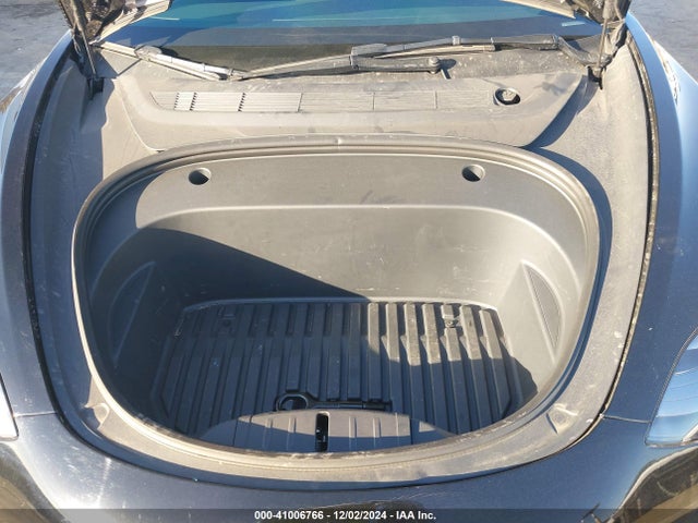 2023 TESLA MODEL 3 5YJ3E1EA4PF483252 Photo 9