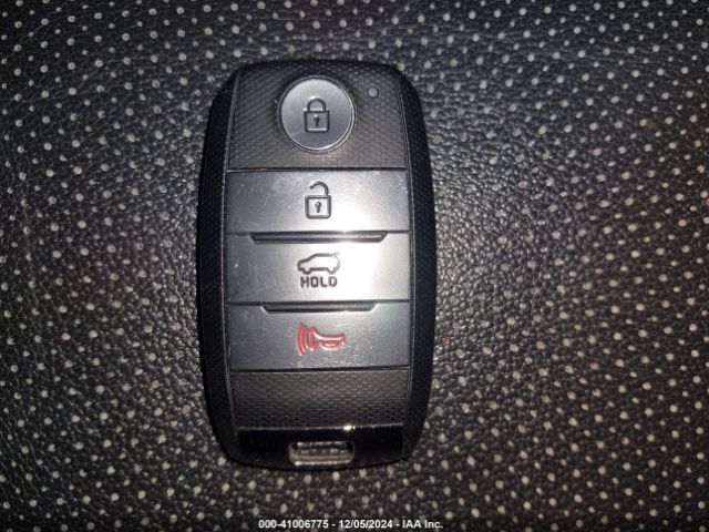 KNDPNCAC5H7272735 KIA Sportage Ex