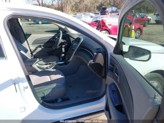 1G11C5SL4EF174635 Chevrolet MALIBU 1LT