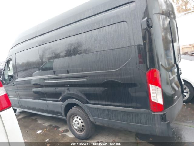 1FTBR3U85NKA64644 Ford Transit-250 Cargo Van