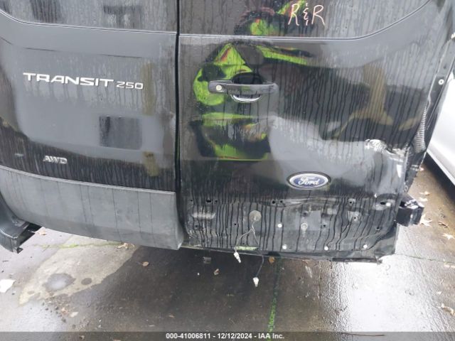 1FTBR3U85NKA64644 Ford Transit-250 Cargo Van