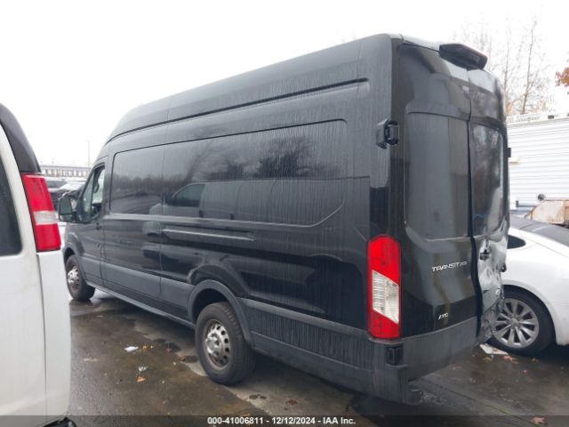 1FTBR3U85NKA64644 Ford Transit-250 Cargo Van