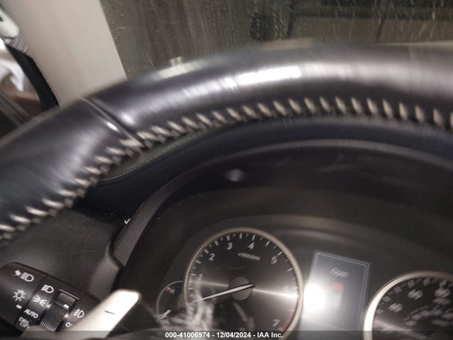 JTJBARBZXJ2166325 Lexus NX 300
