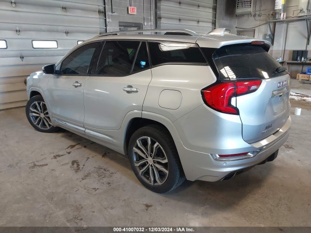 3GKALXEX5JL285426 GMC Terrain Denali