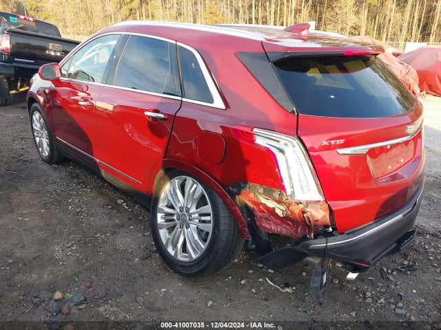 2018 CADILLAC XT5 1GYKNERS5JZ184581 Photo 2