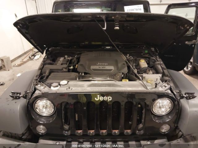 1C4BJWFG1HL724044 Jeep Wrangler Unlimited Rubicon 4x4
