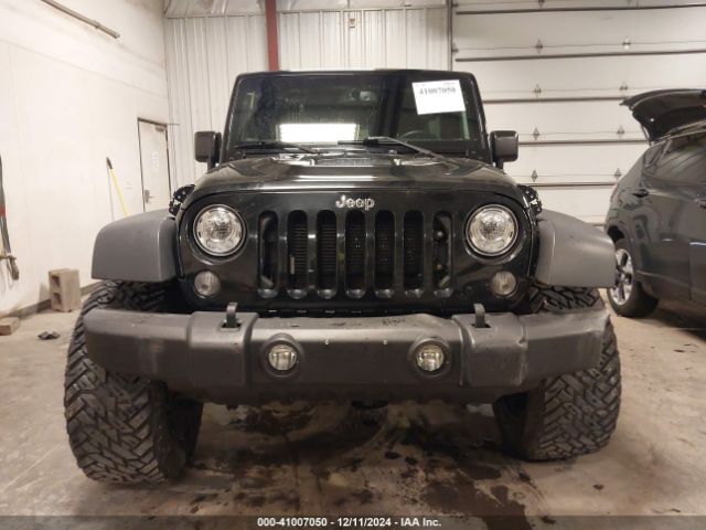 1C4BJWFG1HL724044 Jeep Wrangler Unlimited Rubicon 4x4