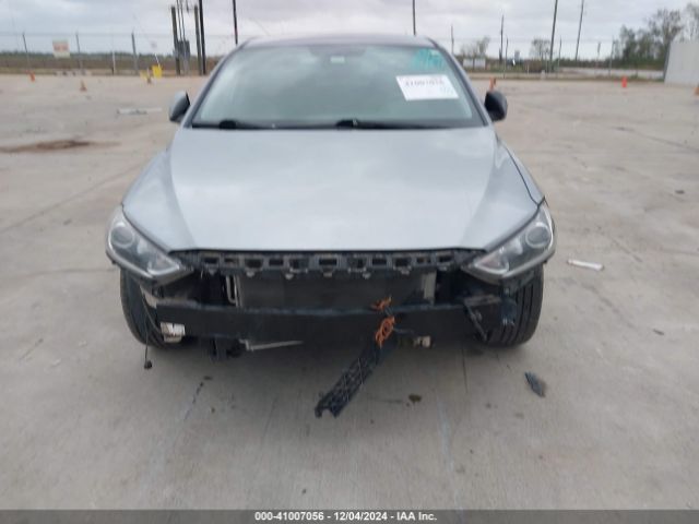 5NPD84LF0HH088578 Hyundai ELANTRA SE