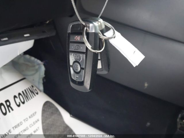 1FMCU9H99LUA08809 Ford ESCAPE SEL