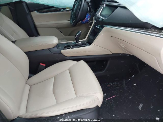 1GYKNARS3HZ104729 Cadillac Xt5 Standard