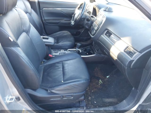 2019 MITSUBISHI OUTLANDER JA4AZ3A31KZ034686 Photo 4