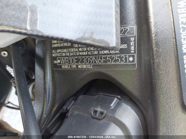 2022 BMW S 1000 WB10E2309N6F52531 Photo 9