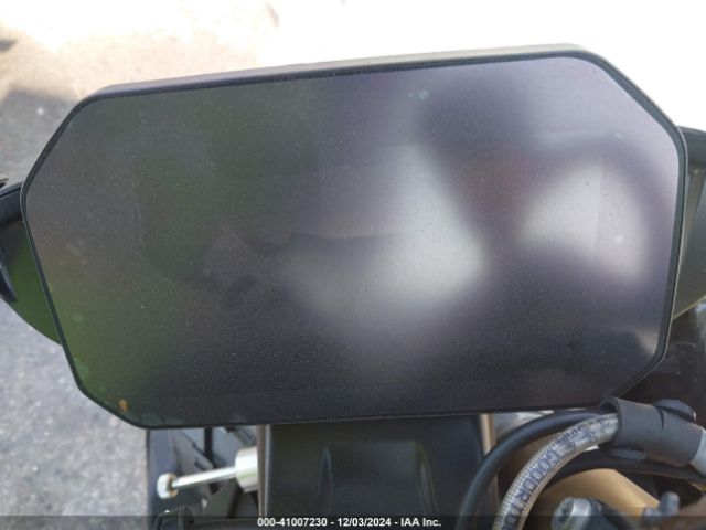 2022 BMW S 1000 WB10E2309N6F52531 Photo 6