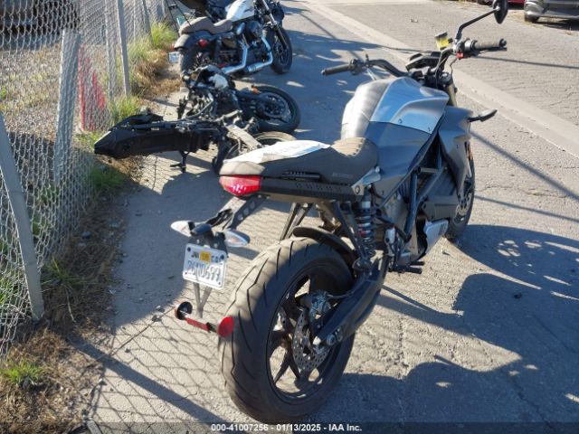 2023 ENERGICA EVA ESSEESSE9 ZNNZ1A1A0PS000535 Photo 3