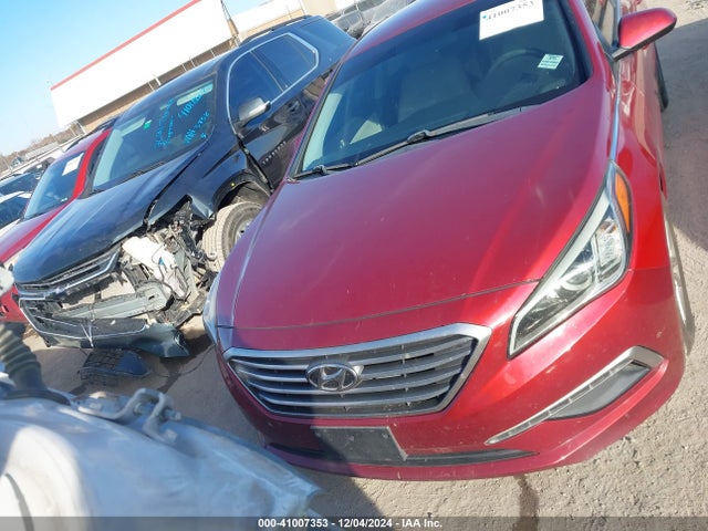 Hyundai SONATA SE 2015 5NPE24AF4FH069425 Image 12