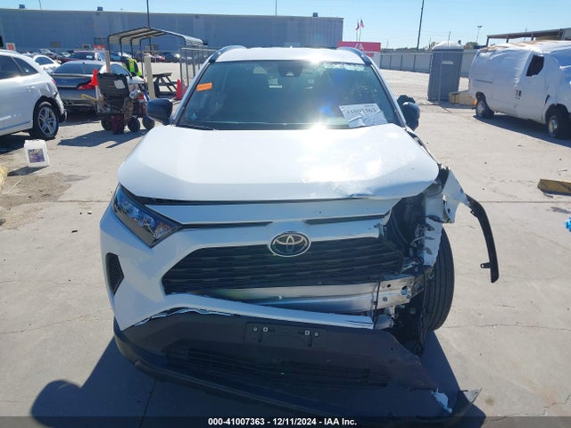 Toyota RAV4 LE 2021 2T3H1RFV9MC159285 Image 13