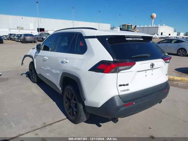Toyota RAV4 LE 2021 2T3H1RFV9MC159285 Image 3