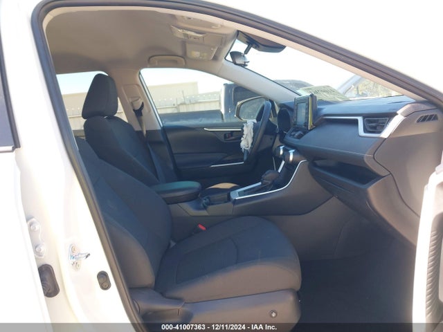 Toyota RAV4 LE 2021 2T3H1RFV9MC159285 Image 5