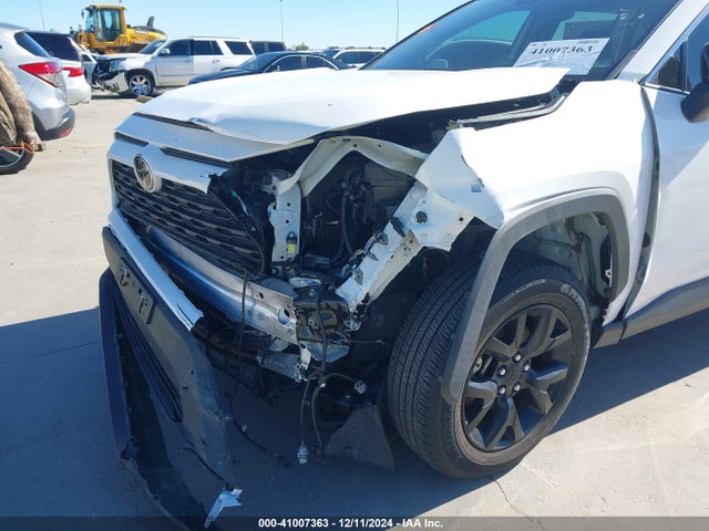 Toyota RAV4 LE 2021 2T3H1RFV9MC159285 Image 6