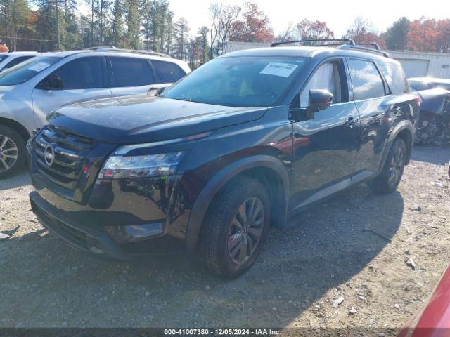 5N1DR3BA1NC218383 Nissan Pathfinder Sv 2wd